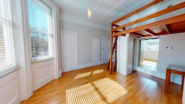 Studio To Rent In Cromwell Road, Brighton, BN3