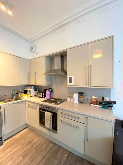 3 Bedroom Flat To Rent In Montpelier Park, Bruntsfield, Edinburgh, EH10