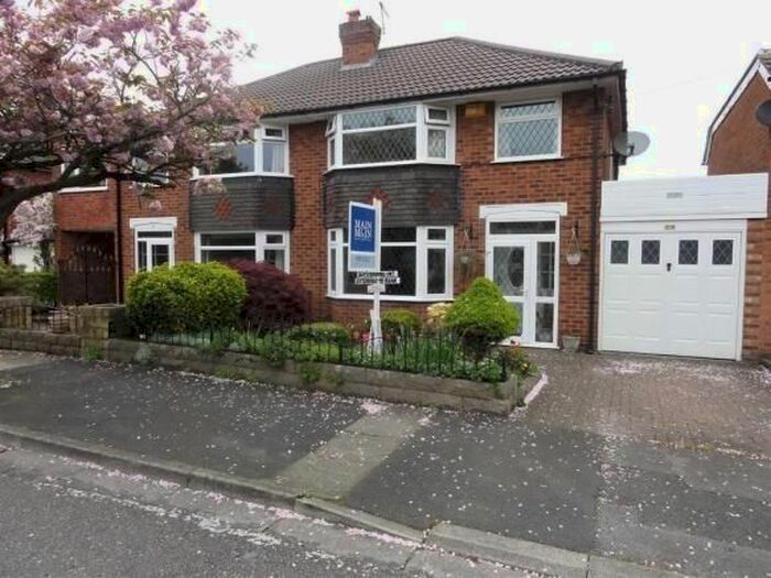 3 Bedroom Semi-Detached House To Rent In Westwood Road, Cheadle, SK8