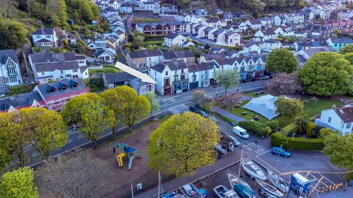 2 Bedroom Maisonette To Rent In Mumbles Road, Mumbles, Swansea, SA3