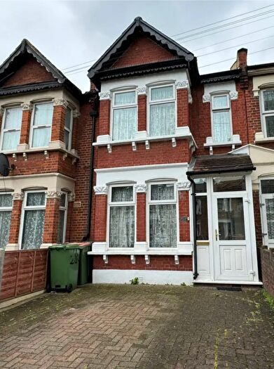 3 Bedroom Terraced House To Rent In Shrewsbury Road, London, E7