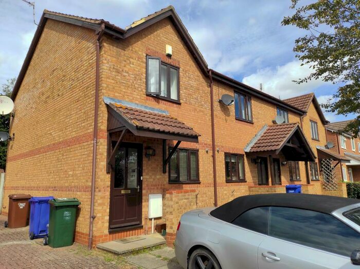 2 Bedroom End Of Terrace House To Rent In Coopers Green, Bicester, OX26