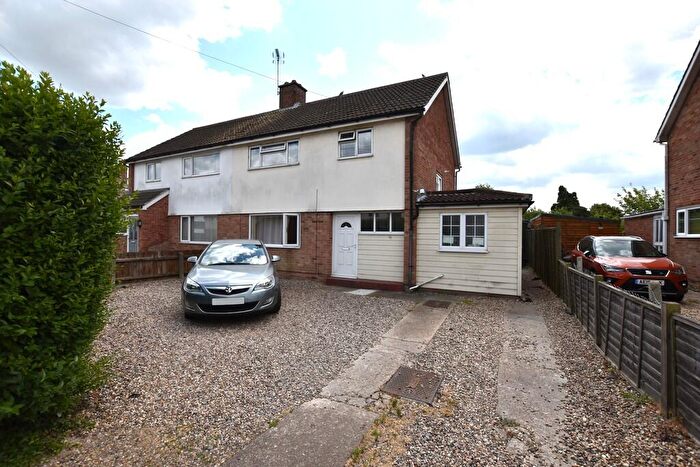 3 Bedroom Semi-Detached House For Sale In Bromley Road, Colchester, CO4