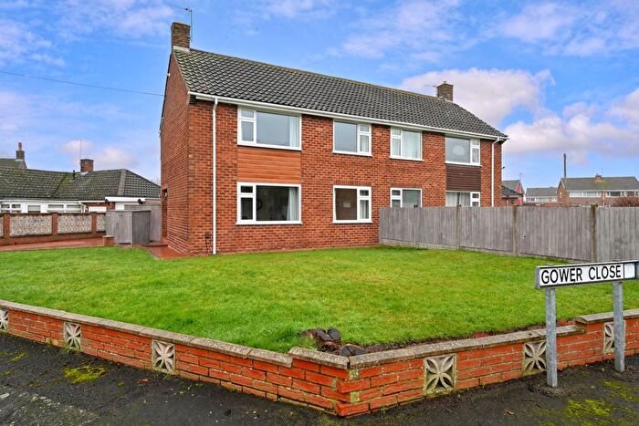 3 Bedroom Semi-Detached House For Sale In Gower Close, Muxton, TF2