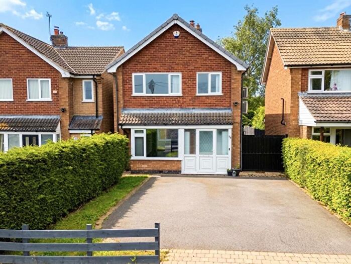 3 Bedroom Detached House For Sale In Holywell Drive, Loughborough, LE11