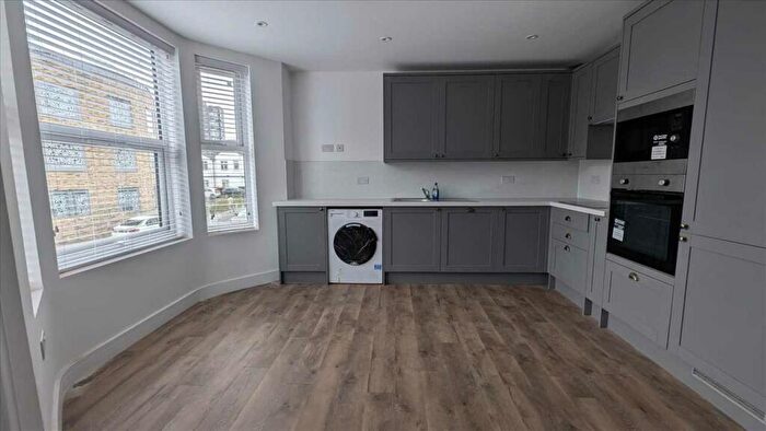 3 Bedroom Maisonette To Rent In Colindale Avenue, Colindale, NW9