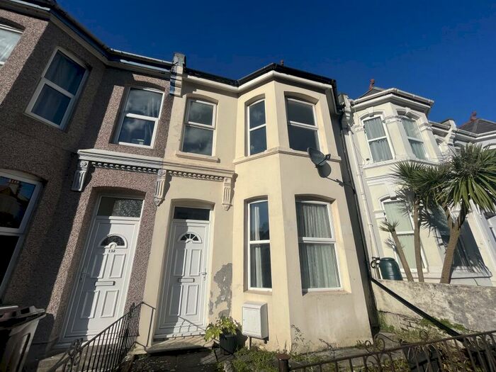 2 Bedroom Flat To Rent In Pasley Street, Stoke, PL2