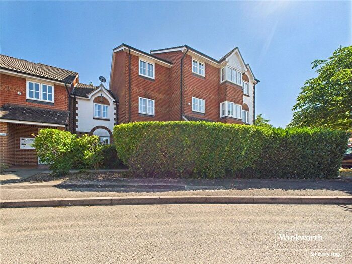 2 Bedroom Flat To Rent In Amethyst Lane, Reading, Berkshire, RG30