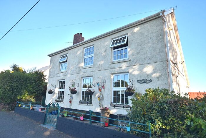 4 Bedroom Farmhouse For Sale In Llanfihangel Ar Arth, Carmarthenshire, SA39