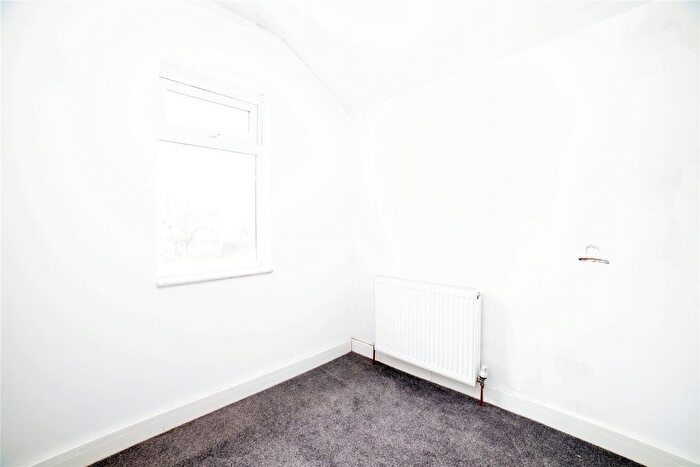 3 Bedroom End Of Terrace House For Sale In High Street, Sutton-In-Ashfield, Nottinghamshire, NG17
