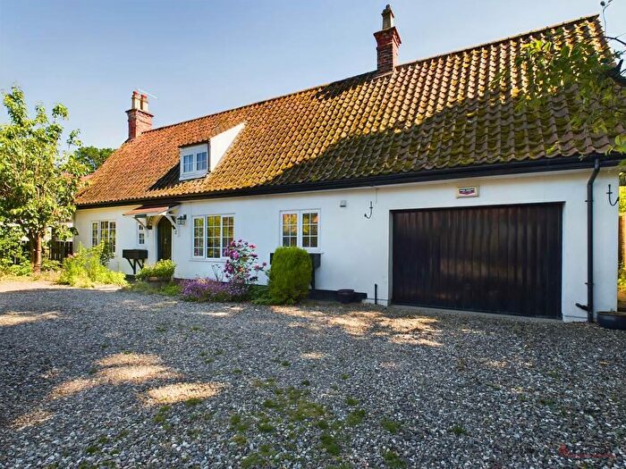 4 Bedroom Detached House For Sale In East End, Walkington, HU17