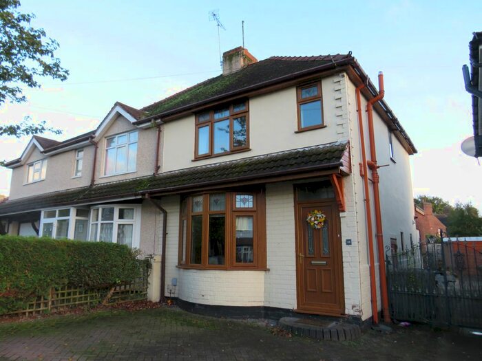 3 Bedroom Semi-Detached House To Rent In Westbourne Avenue, Cannock, WS11