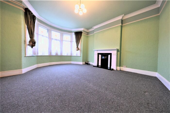 3 Bedroom Terraced House To Rent In Goodmayes Lane, Goodmayes IG3