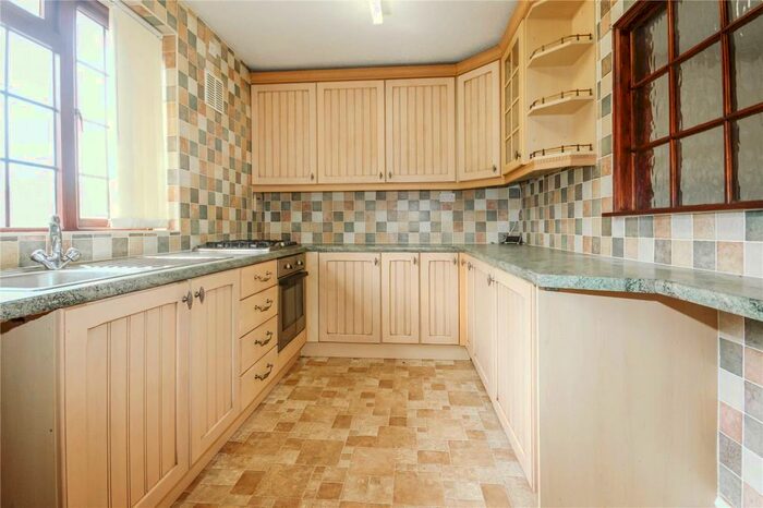 2 Bedroom Bungalow To Rent In Dundridge Lane, St. George, Bristol, BS5