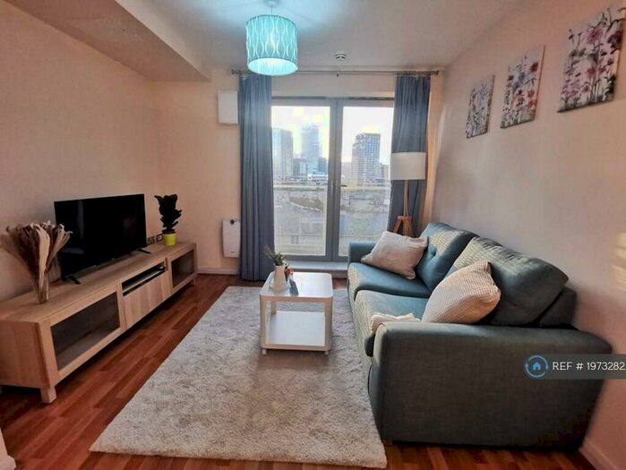 1 Bedroom Flat To Rent In Newport Avenue, London, E14