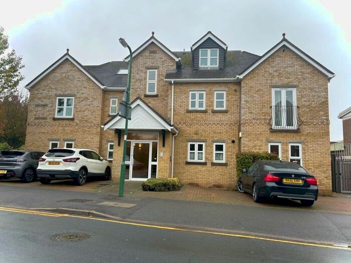 2 Bedroom Flat To Rent In Tate Road, Sutton, SM1