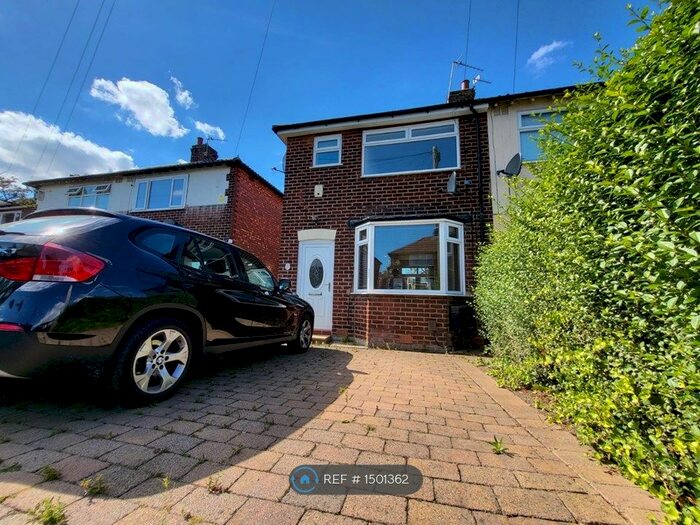 3 Bedroom Semi-Detached House To Rent In Arlington Avenue, Denton, Manchester, M34