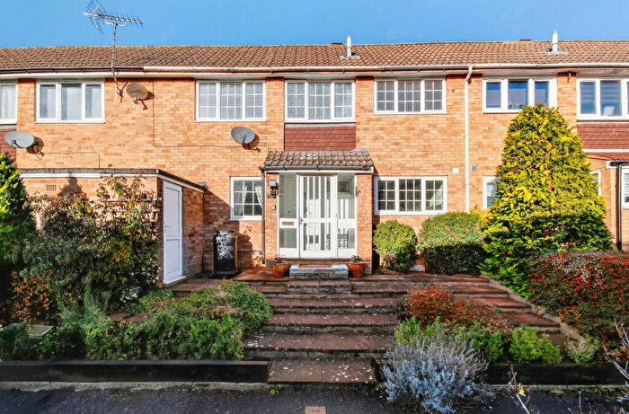 4 Bedroom Terraced House For Sale In Arncliffe, Bracknell, RG12