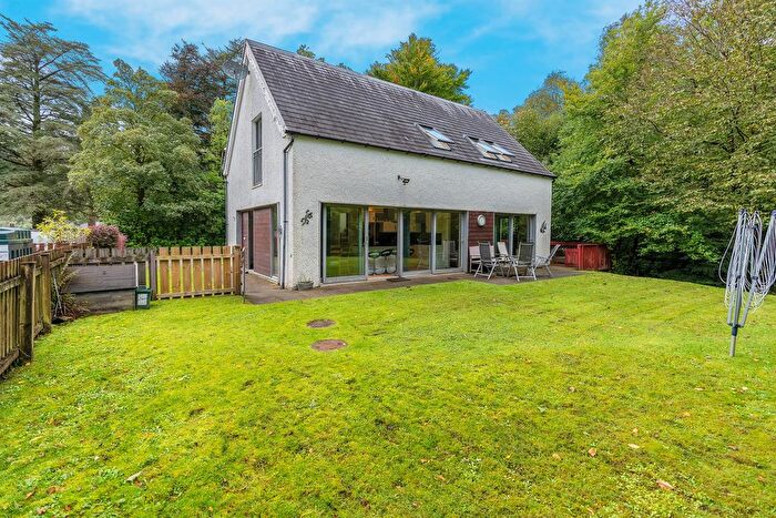 4 Bedroom Detached House For Sale In Burnside Cottages, Arrochar, G83