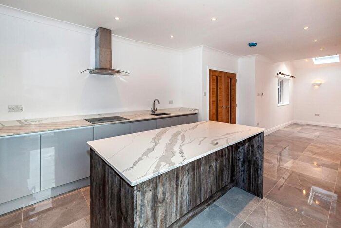 4 Bedroom Detached House To Rent In St Marks Road, Maidenhead, SL6