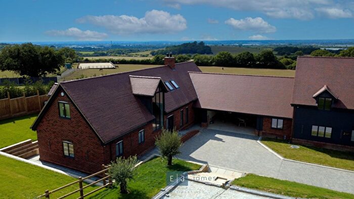 4 Bedroom Detached House To Rent In Mott Street, High Beech, Loughton, IG10