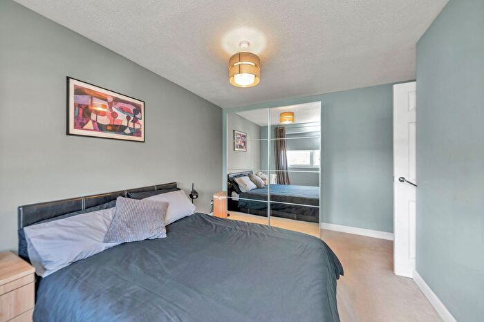 2 Bedroom Flat For Sale In Swift Close, Royston, SG8