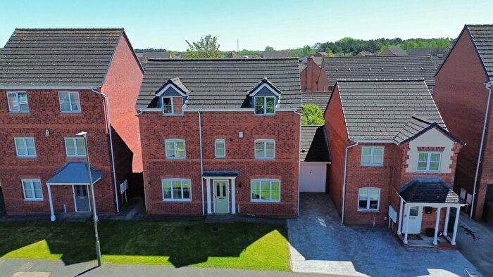4 Bedroom Detached House For Sale In Welland Road, Hilton, DE65