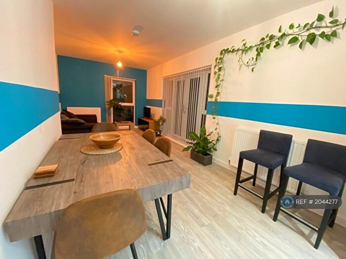 1 Bedroom Flat To Rent In Yarn Court, Wallington, SM6