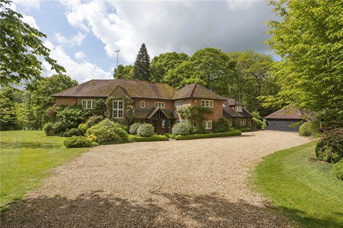 6 Bedroom Detached House For Sale In Ringshall Road, Berkhamsted, Hertfordshire, HP4