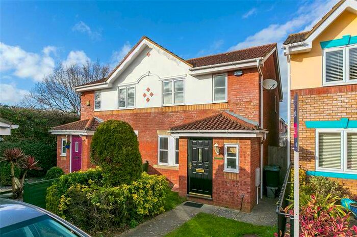 3 Bedroom Semi-Detached House To Rent In Highfield, Watford, Hertfordshire, WD19