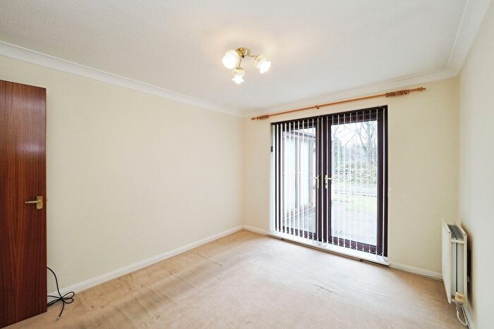 2 Bedroom Detached Bungalow For Sale In Birchwood Park, Mansfield, NG19