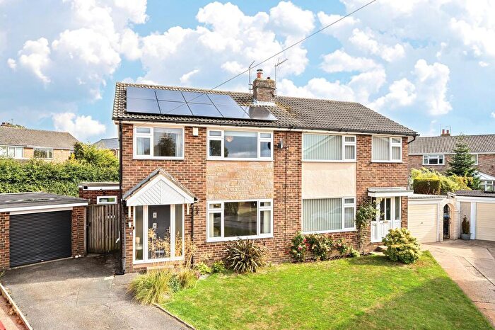 3 Bedroom Semi-Detached House For Sale In Larkfield Road, Harrogate, HG2