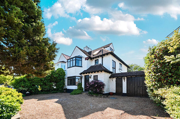 4 Bedroom Semi-Detached House For Sale In Tudor Way, Petts Wood, Orpington, BR5