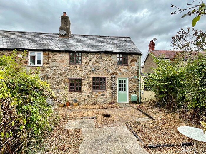 2 Bedroom End Of Terrace House For Sale In Stone Cottages, Chirk, Wrexham, LL14