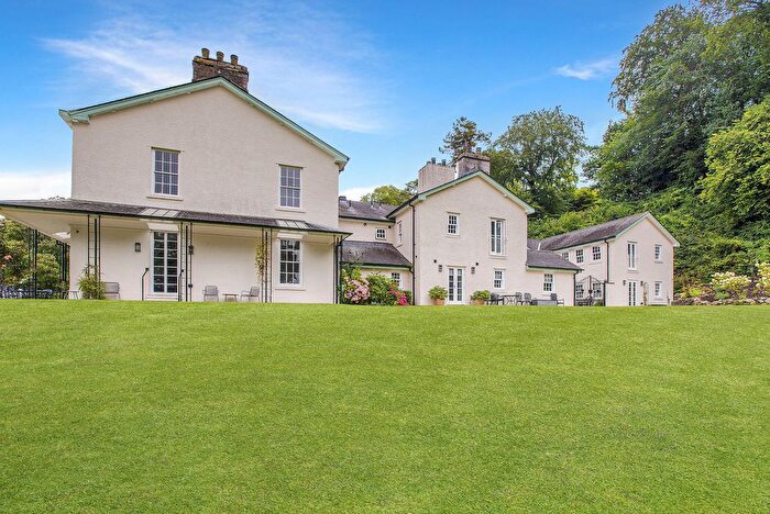 2 Bedroom Flat For Sale In The Promenade, Arnside, LA5