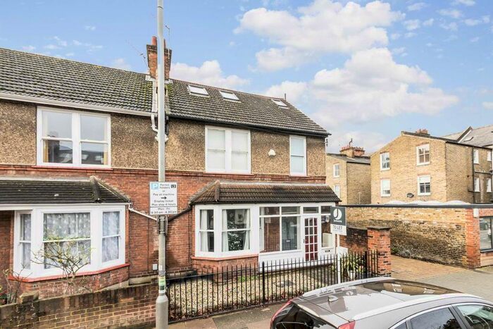 1 Bedroom Flat To Rent In Tranmere Road, London, SW18