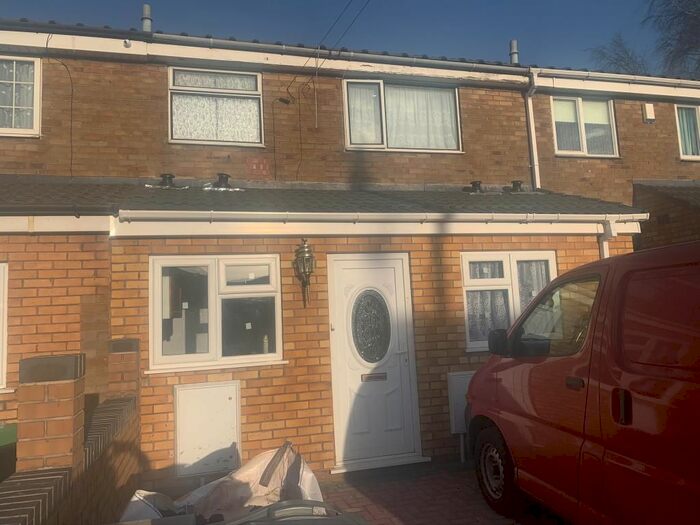 1 Bedroom Studio To Rent In Oxford Road, Smethwick B66
