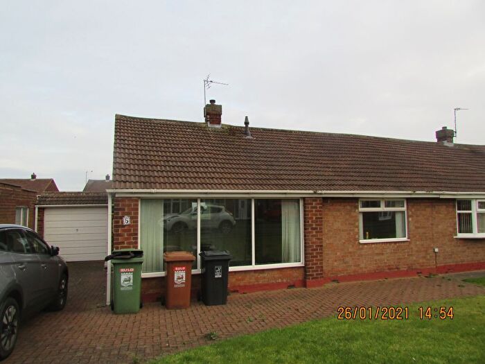 2 Bedroom Semi-Detached Bungalow To Rent In Trentbrooke Avenue, Brooke Estate, Hartlepool, TS25
