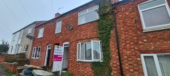 2 Bedroom Property To Rent In Weavers Road, Wellingborough, NN8
