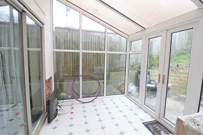 3 Bedroom End Of Terrace House To Rent In Medmerry Hill, Brighton, BN2