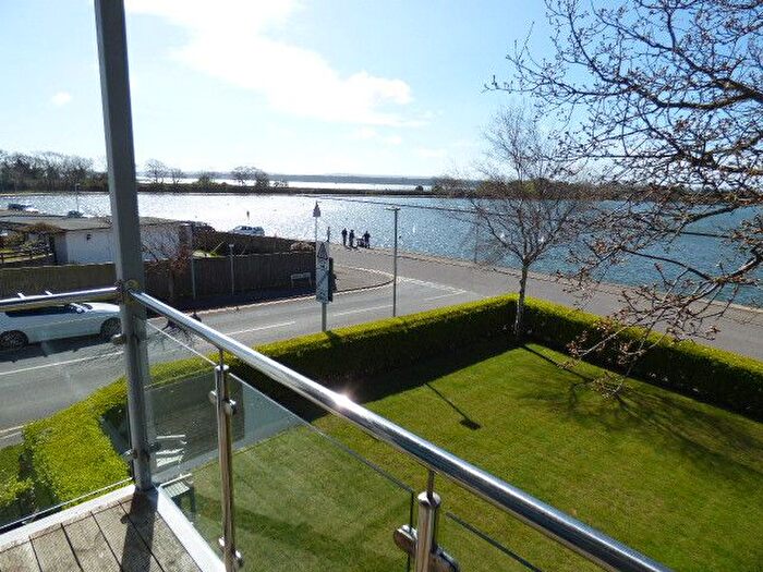 2 Bedroom Flat To Rent In Twemlow Avenue, Poole, Dorset, BH14