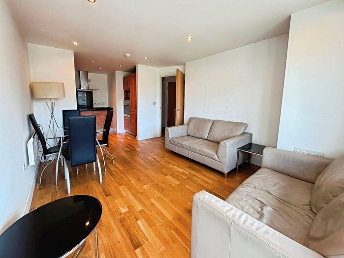 2 Bedroom Flat To Rent In Mcclure House, The Boulevard, Leeds, LS10