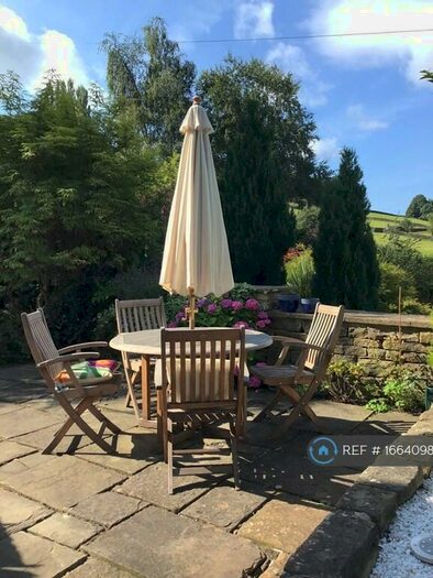 2 Bedroom Semi-Detached House To Rent In New Fold, Holmfirth, HD9