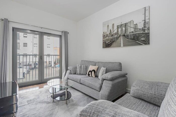 2 Bedroom Apartment To Rent In Kenyon Forge, Kenyon Street, B18