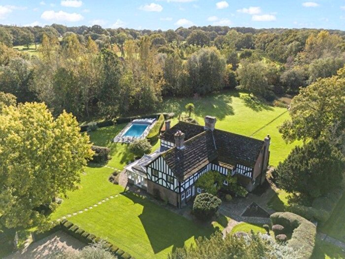 6 Bedroom Detached House To Rent In Horsham, West Sussex, RH13