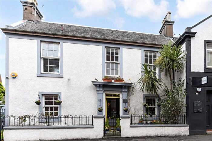 3 Bedroom End Of Terrace House For Sale In Gateside Street, Largs, North Ayrshire, KA30