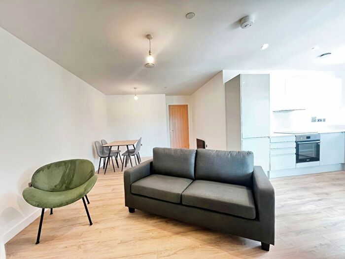 2 Bedroom Flat For Sale In Victoria Road, Ashford, TN23