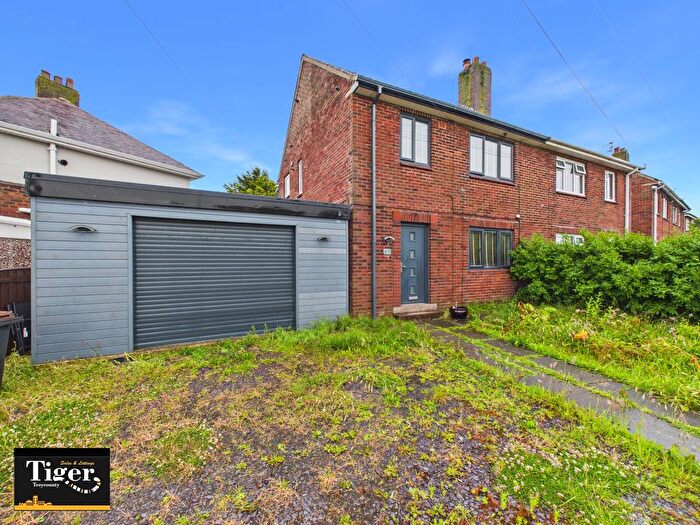 3 Bedroom Semi-Detached House For Sale In Rodwell Walk, Blackpool, FY3