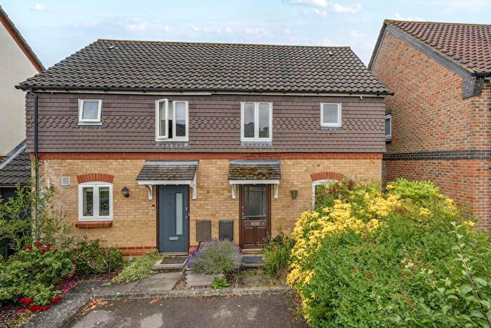 2 Bedroom Terraced House For Sale In Kaye Don Way, Weybridge, KT13