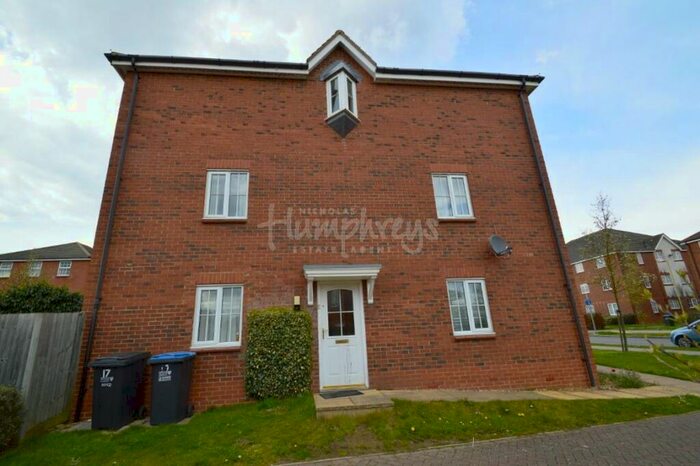 5 Bedroom House To Rent In Cunningham Avenue, AL10